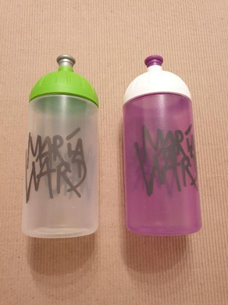 Trinkflaschen mit MW-Logo