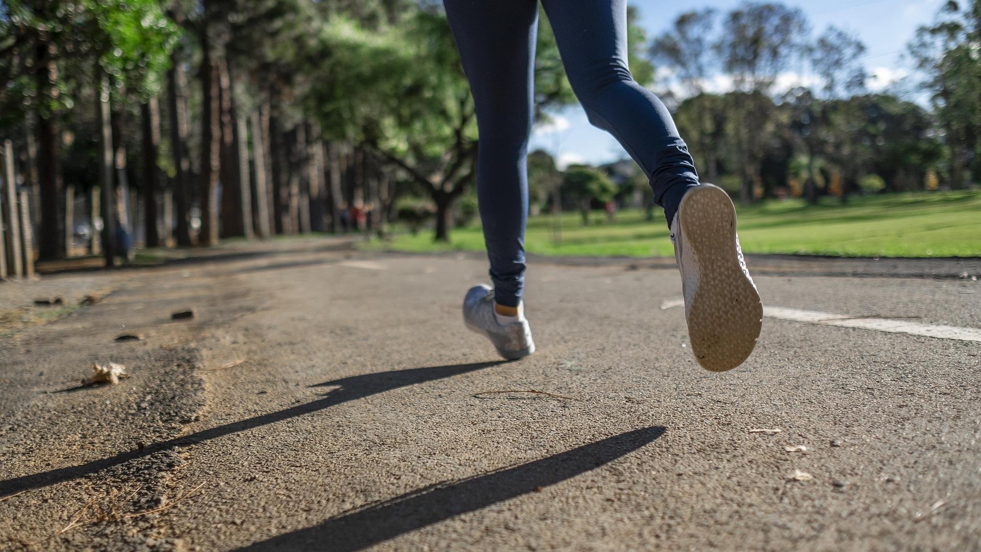 fotorech-running-4782722_1920